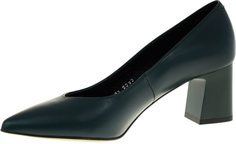 damskie buty na słupku.JPG