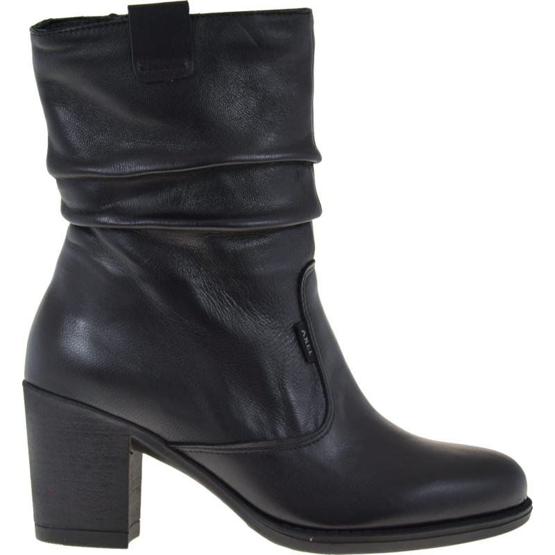 Eleganckie botki na obcasie.JPG