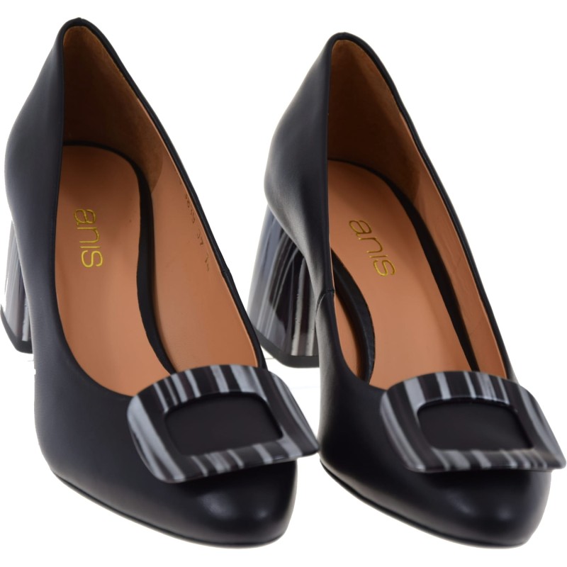 Czółenka na obcasie z naturalnej skóry.JPG