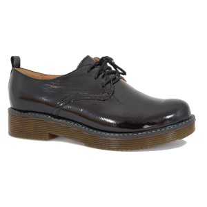 PÓŁBUTY DAMSKIE CZARNE LAKIERKI POLLONUS 0910 - ELEGANCJA I KOMFORT