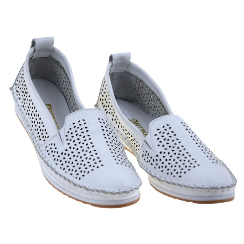 Białe skórzane półbuty damskie Artiker 54C0734 (2).jpg