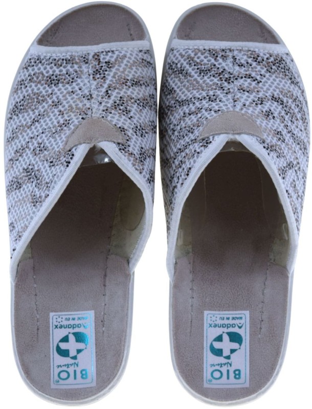 Klapki damskie Adanex 27246 – lekkie, wygodne i modne obuwie domowe na lato (5).jpg