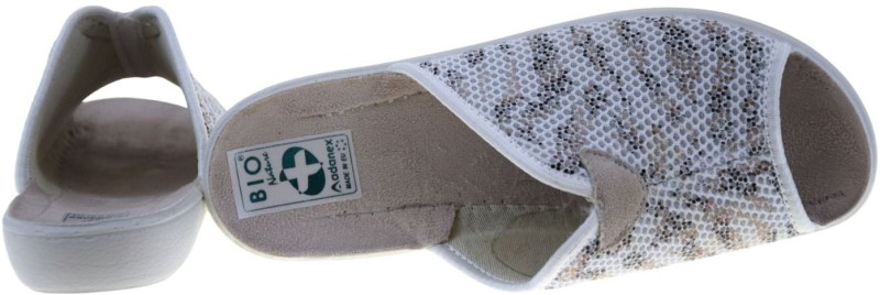 Klapki damskie Adanex 27246 – lekkie, wygodne i modne obuwie domowe na lato (2).jpg