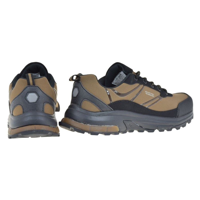 Buty trekkingowe męskie softshell, wodoodporne, czarne – DK 15507, antypoślizgowa podeszwa, widok z boku (3).jpg