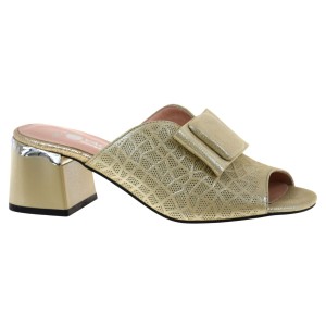 Eleganckie klapki damskie skórzane beż perłowy na słupku VACARRO 012-4235