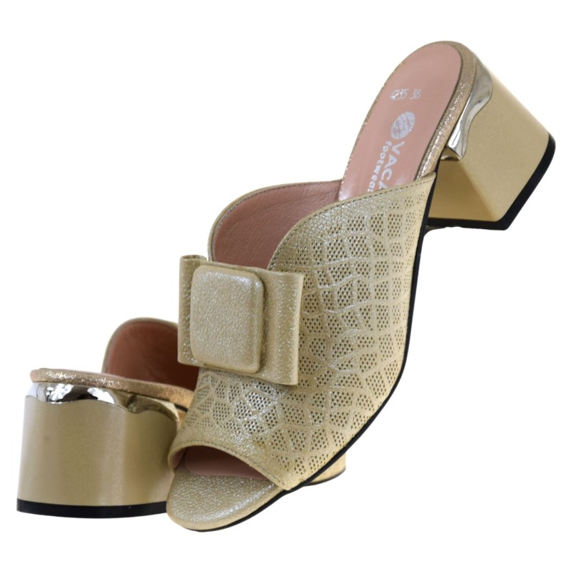 beżowe perłowe klapki damskie z naturalnej skóry eleganckie wsuwane VACARRO 012-4235 (4).jpg