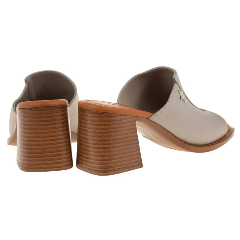 beżowe klapki damskie skórzane na słupku VACARRO 2304-26023 eleganckie (3).jpg