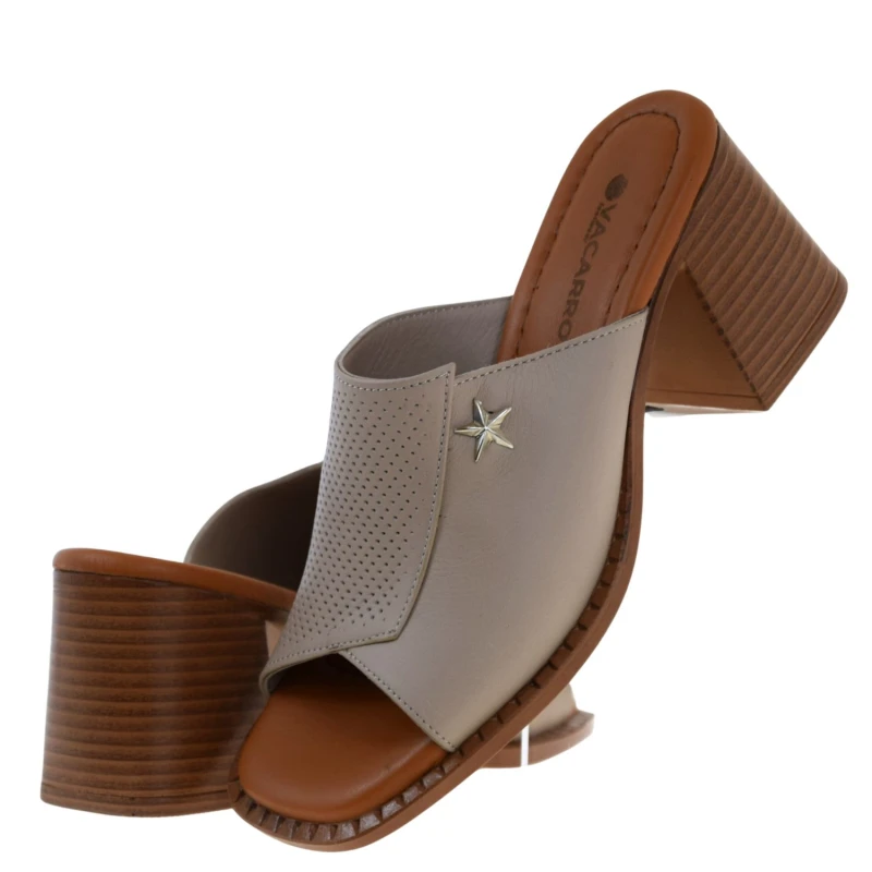 beżowe klapki damskie skórzane na słupku VACARRO 2304-26023 eleganckie (5).jpg