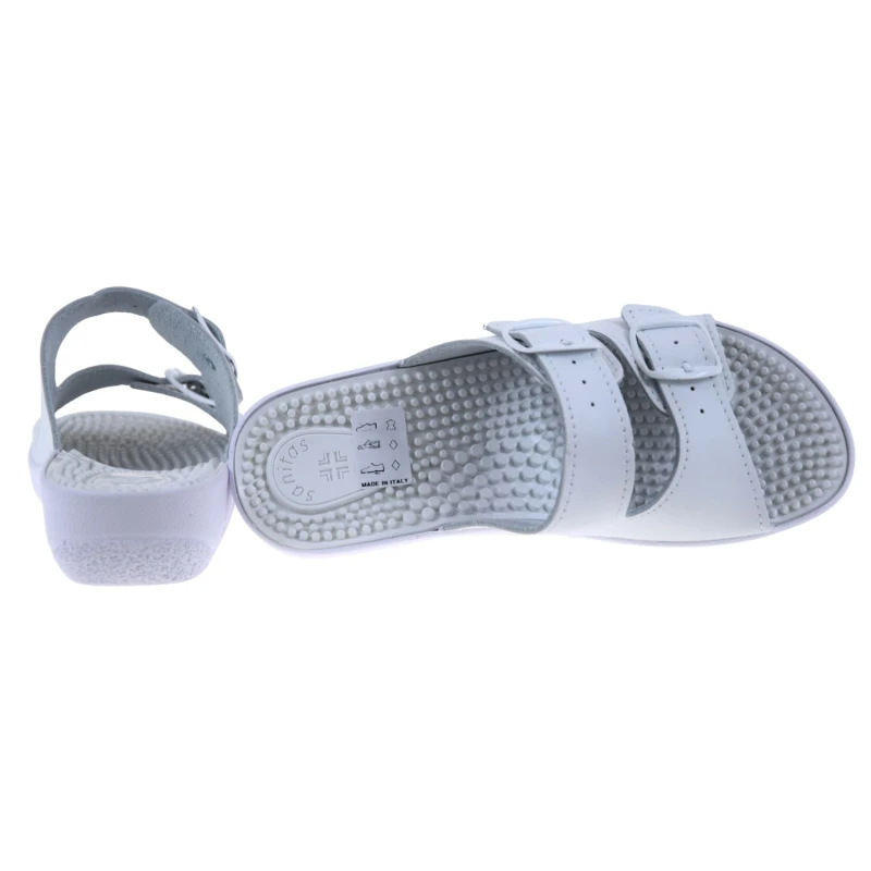 Białe klapki damskie skórzane medyczne COMFOOTY NADIA z masującymi kolcami (4).jpg