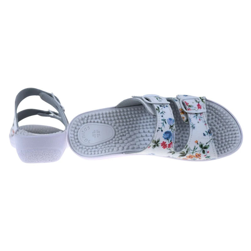 Białe klapki damskie skórzane COMFOOTY NADIA, medyczne fakirki na koturnie z regulacją (4).jpg