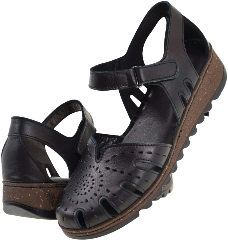 Wygodne sandały damskie Artiker 58C2012 ze skóry naturalnej na niskiej koturnie z zapięciem na rzep (5).jpg