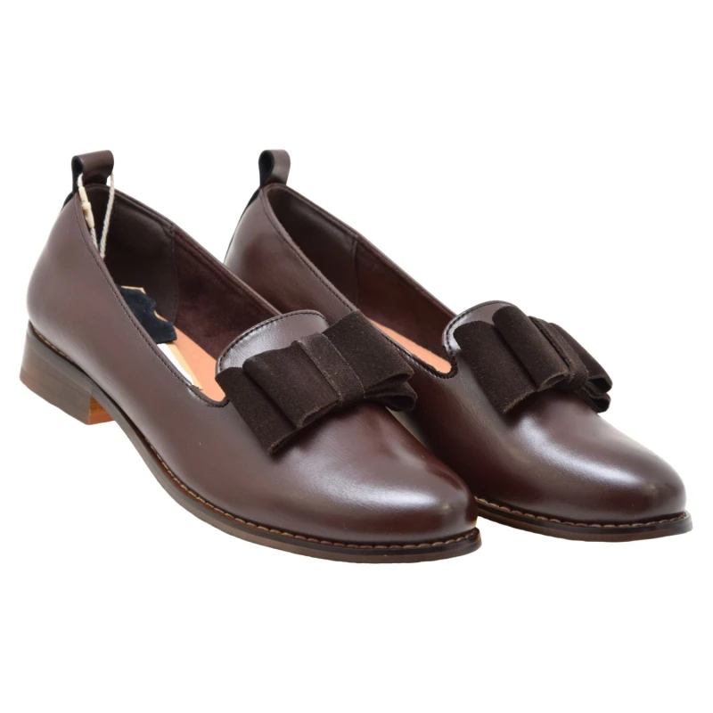 Eleganckie brązowe mokasyny damskie z kokardą, skórzaną wkładką i płaskim obcasem 2,5 cm (3).jpg