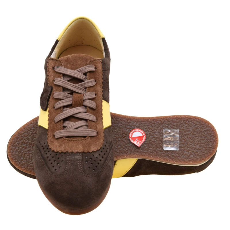 Brązowe sneakersy damskie zamszowe KAMPA N1412 ze skóry naturalnej.jpg